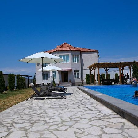 Ossanna Hotel Erivan Dış mekan fotoğraf