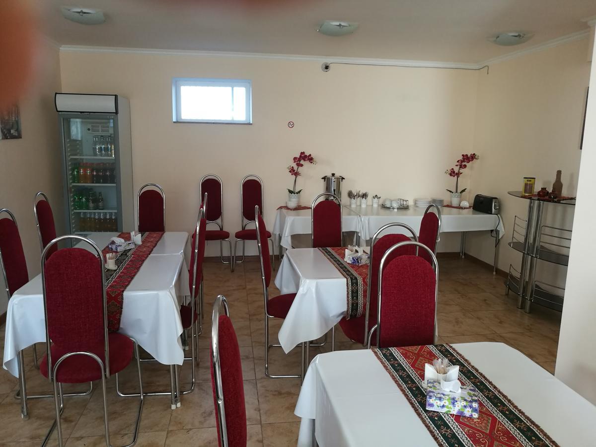 Ossanna Hotel Erivan Dış mekan fotoğraf